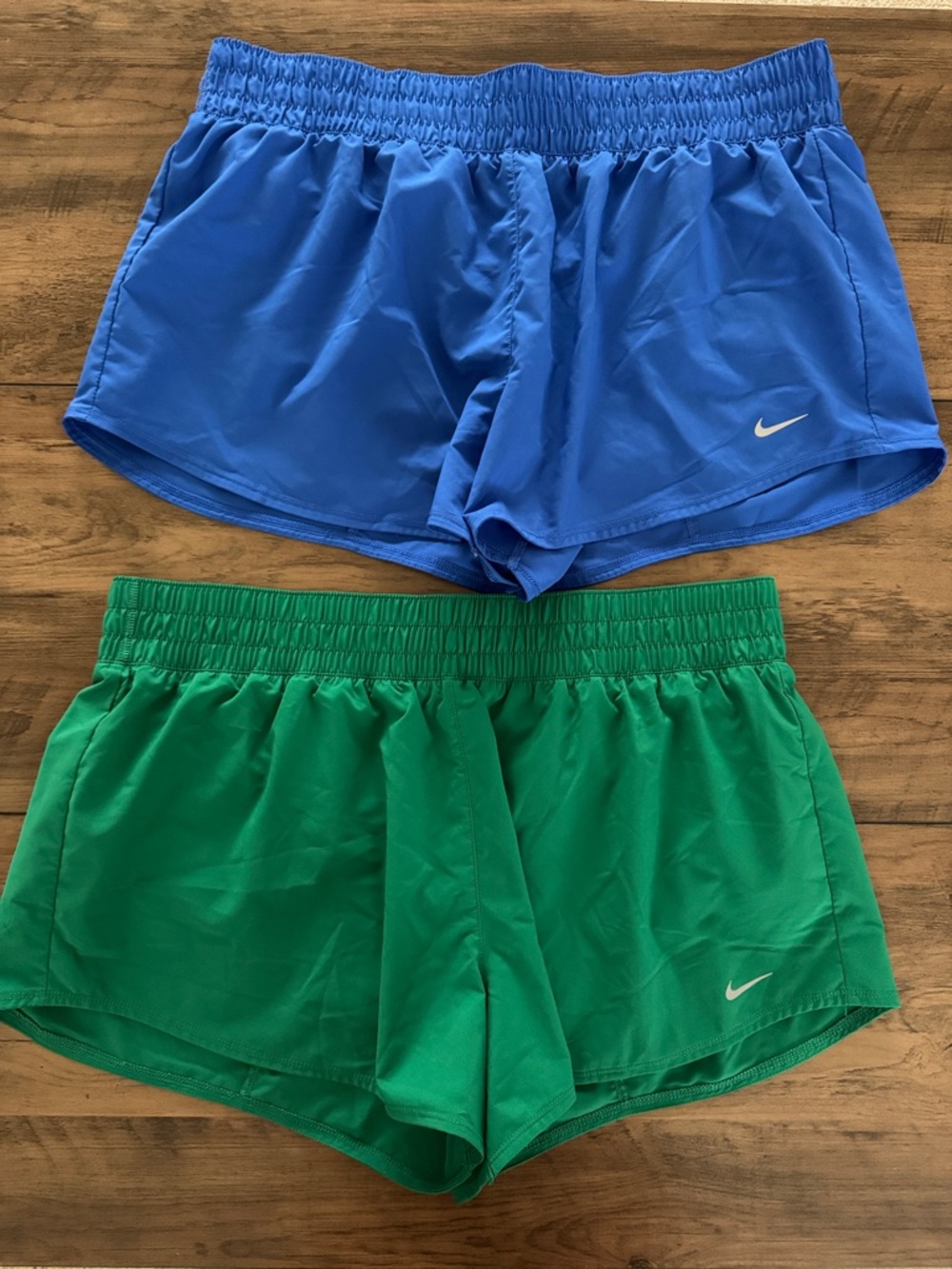 nike women’s one dri-fit mid-rise shorts 3in | size XL